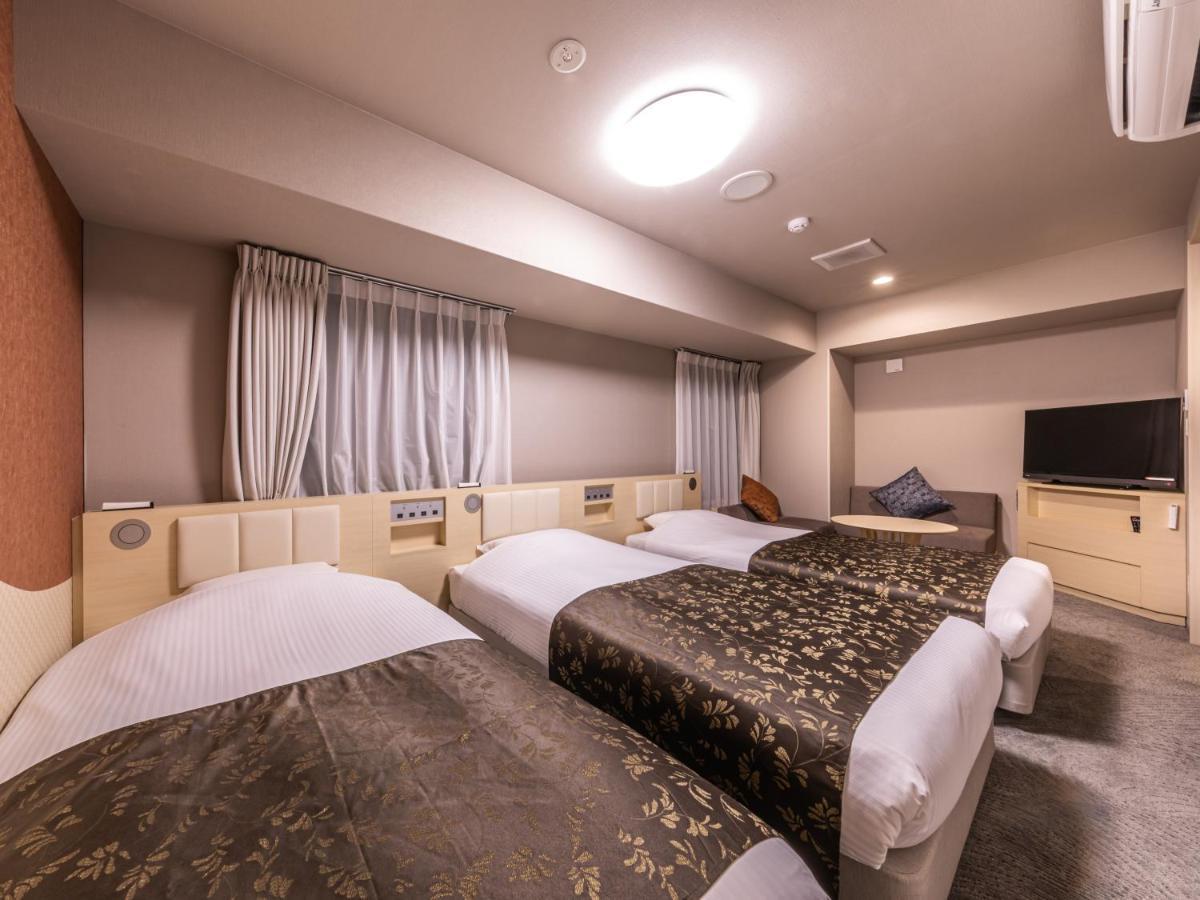 Apa Hotel Shin Osaka Eki Tower Exterior photo