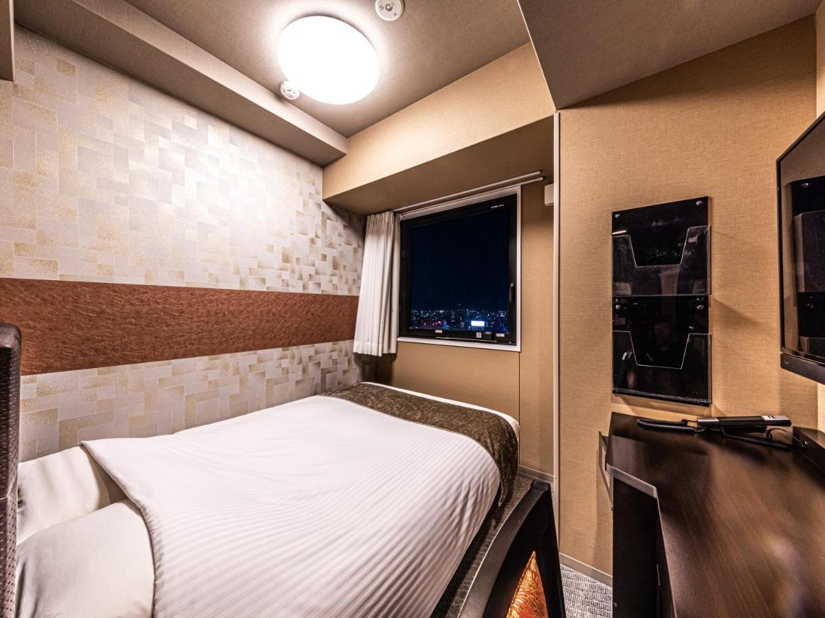Apa Hotel Shin Osaka Eki Tower Exterior photo
